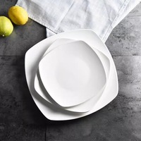 Keramik Quadratischer Teller aus Porzellan Reinweiß Westlicher Stil Flacher Teller Dessertschale Hotel Restaurant Flache Servierplatte