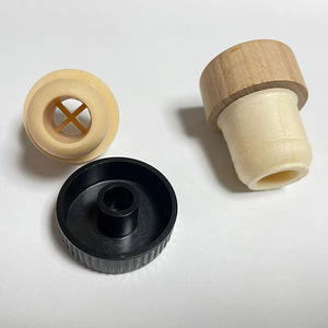 Nouveau produit <span class=keywords><strong>bouchon</strong></span> de liège en <span class=keywords><strong>bois</strong></span> avec verseur d'insertion pour l'huile plastique <span class=keywords><strong>bouchon</strong></span> de liège synthétique verseur <span class=keywords><strong>bouchon</strong></span> d'écoulement facile pour l'huile d'olive - Product Image 6