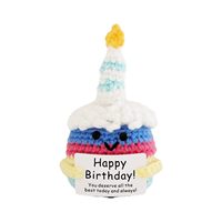 Geburtstagsgeschenk Handgefertigte Gehäkelte Woll-Kuchenpuppe mit Blauer Kerzenverzierung und Glückwünschen Modell RY-SW-009 Für den Innenbereich