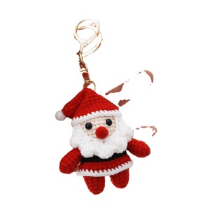 Llaveros Ligeros de Santa Claus de la Marca KM al por Mayor, Mini Colgantes de Ganchillo, Lindos, Hechos a Mano, de Hilo Ecológico, Diseño de Anime - Product Image 6
