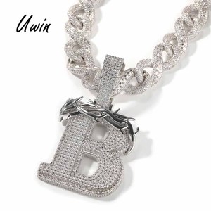 UWIN-Collar con colgante ostentoso para hombre y mujer, grande y con letra inicial mayúscula única, personalizado, a la moda, Corona del alfabeto, joyería con letras - Product Image 1