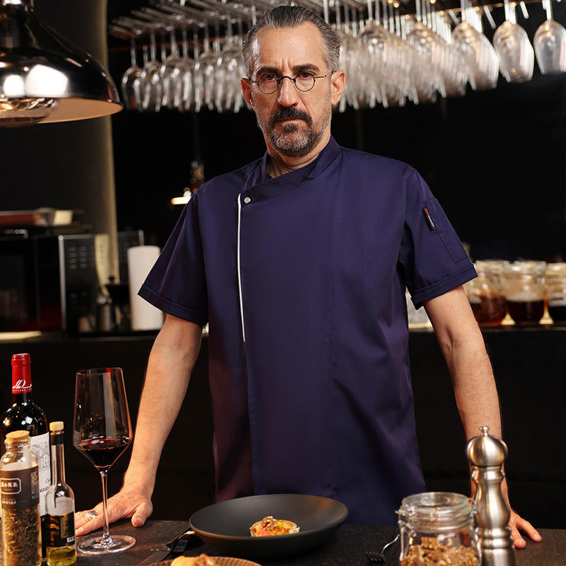 สีน้ำเงิน