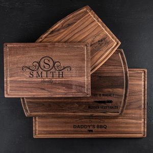 Tabla de Charcutería Personalizada, Ecológica y Duradera, de Madera de Nogal Negro, para Cortar y Picar, Regalo de Boda, para Barbacoa - Product Image 4
