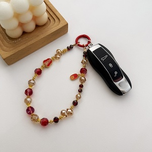 Catenella per Telefono con Gatto Portafortuna Maneki Neko, Braccialetto Corto con Perline e Cristalli Feng Shui, Cordino da Polso - Product Image 3