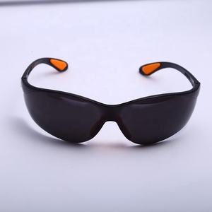 -نظارات لحام أوتوماتيكية للمناخ نظارات أمان لحماية العين - Product Image 2