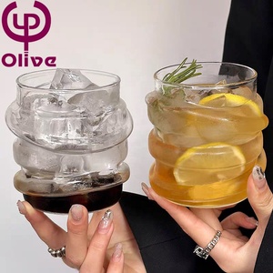 Vaso de vidrio para jugo de leche y té soplado a mano, taza de agua de bebida, taza de café con leche transparente de vidrio de borosilicato redondo <span class=keywords><strong>Irregular</strong></span> para regalo - Product Image 5