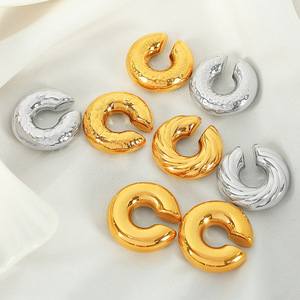 ต่างหูฮักกี้รูปทรงเรขาคณิตรูปตัวยูสีทองสีเงินไทเทเนียมเหล็กเครื่องประดับแฟชั่นสำหรับผู้หญิงสำหรับงานปาร์ตี้ - Product Image 1