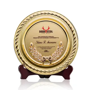 कस्टम लोगो उत्कीर्ण राउंड हार्ट वॉलीबॉल एमटीवी ट्रॉफी - Product Image 1