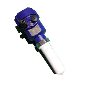 Sensor de Nivel por Radar de Haz Estrecho YUNYI para Tuberías Guiadas, Tanques Pequeños y Recipientes con Agitadores - Product Image 1