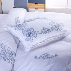 Premium Bettwäsche <span class=keywords><strong>set</strong></span> aus 100% Baumwolle-Luxus bestickt Perforiert für Schlafzimmer - Product Image 2