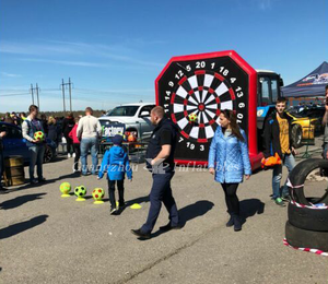 Dành cho người lớn <span class=keywords><strong>Inflatable</strong></span> ngoài trời sân chơi trong nhà bóng đá chân phi tiêu để bán - Product Image 2