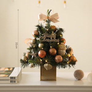 Pohon Natal Buatan Mini Berlapis Salju dengan Lampu LED dan Ornamen Merah di Alas Kayu - Product Image 6