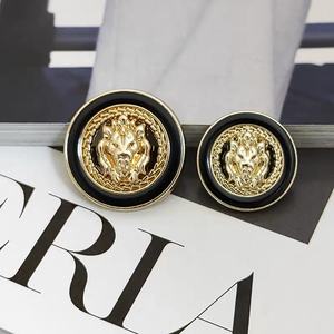 À la mode rétro Style britannique tête de <span class=keywords><strong>Lion</strong></span> boutons en métal Simple <span class=keywords><strong>d</strong></span>écoratif tricoté pull veste costume boutons dentelle tige - Product Image 1