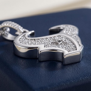 Colgante de Plata 925 con Morganita para Hombre, Estilo Pop Europeo y Americano - Accesorio de Moda Deportivo para Celebridades - Product Image 3