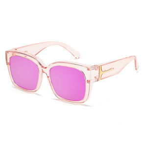 Nuevas Gafas de Sol Unisex de Estilo Europeo Americano con Montura Completa y Lentes Polarizadas para Conducir, Protección UV y Reducción de Reflejos - Product Image 3