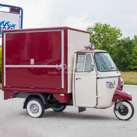 Food Truck Rétro Électrique Piaggio Ape, Charrette Mobile de Cuisine Extérieure au Design Vintage pour Glaces et Hot-Dogs