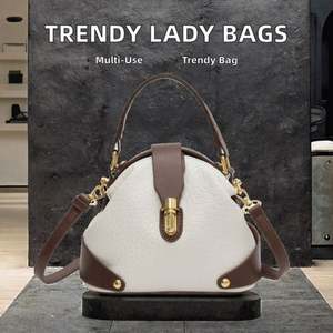 Sac cabas décontracté grande capacité style vintage pour femme léger fermeture éclair en PU imperméable style messager tendance - Product Image 3