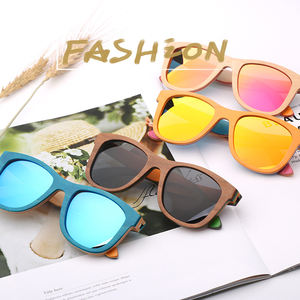 <span class=keywords><strong>Lunettes</strong></span> de soleil polarisées de qualité personnalisées avec protection UV, légères, à monture en <span class=keywords><strong>bois</strong></span> pleine, faites à la main pour hommes et femmes - Product Image 6