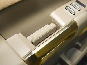 Nissan Frontier Pro PHEV 4WD 1.5T Híbrido Enchufable de Zhengzhou, 4 Puertas, 5 Asientos, Modelo Nuevo 2026, Camioneta - Product Image 5