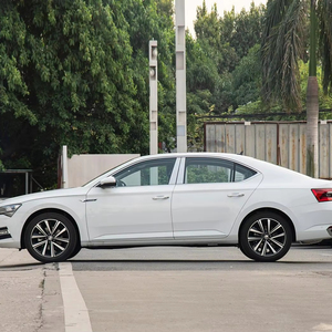 <span class=keywords><strong>Voiture</strong></span> d'occasion en stock 2023 Skoda Superb Facelift Tsi280 Dsg Premium Edition 5 places <span class=keywords><strong>Voiture</strong></span> à pile à combustible d'occasion Fabriquée en Chine à vendre - Product Image 4