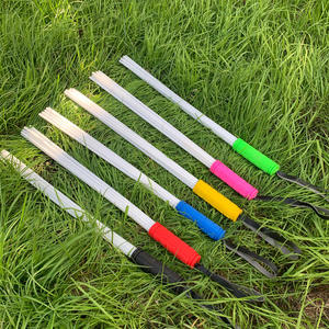 ไม้ฝึกสุนัขแบบยืดหยุ่นทำจากไมโครไฟเบอร์ |   แส้ยางยืด 50-60 ซม. |   ปลอดภัยสำหรับสัตว์เลี้ยง |   ด้ามจับกันลื่น - Product Image 4