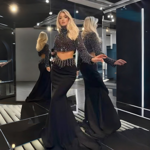 Conjunto de Dos Piezas de Moda para Mujer, Personalizado de Fábrica OEM, de Poliéster de Lujo, <span class=keywords><strong>con</strong></span> Manga <span class=keywords><strong>Larga</strong></span> Curva y <span class=keywords><strong>Falda</strong></span>, Estilo Casual - Product Image 1