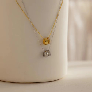 Collar Elegante de Acero Inoxidable Chapado en Oro de 14K de Dos Tonos <span class=keywords><strong>con</strong></span> Colgante en Forma de Anillo y <span class=keywords><strong>Cadena</strong></span> de Eslabones <span class=keywords><strong>con</strong></span> Circonitas Cúbicas para Mujer, Ideal para Regalo - Product Image 4