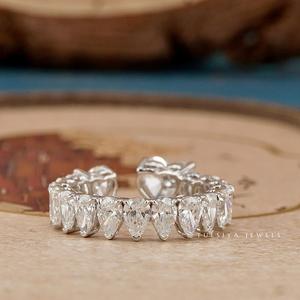 Bague en diamant de joaillerie fine et glamour avec double halo et finition haute brillance pour un éclat maximal - Product Image 1