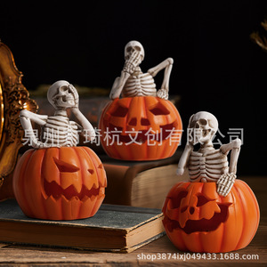 Ornement en résine de squelette de citrouille d'Halloween, décoration intérieure, effet lumineux, décoration de fête d'Halloween - Product Image 1