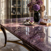Dalles de marbre grain de bois rose violet poli sur mesure pour encadrement de cheminée, îlot de cuisine, comptoir et revêtement mural de salon