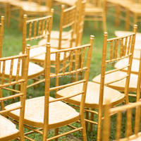 Chaises de réception empilables en métal doré pour mariage, chaise Chiavari en vente en gros
