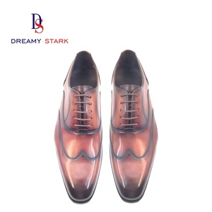 Chaussures en cuir vieilli faites à la main, couleur marron rétro, à lacets, avec une touche d'élégance professionnelle raffinée - Product Image 4