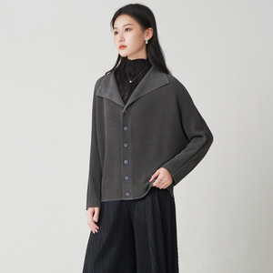 Vestes et cardigans pour femmes en maille fine de haute qualité, design tendance été 2025, couleur unie, col montant ample, vente en ligne - Product Image 3