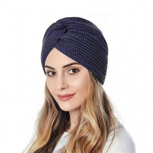 Bonnet Turban Tricoté en Acrylique Chaud d'Hiver Personnalisé avec Logo pour Femme, Motif Croisé, Idéal pour l'Extérieur - Vente en Gros - Product Image 1