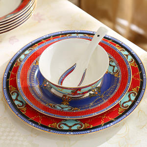 Service de table et de café en porcelaine de 58 pièces, comprenant bols, cuillères et assiettes, ustensiles de cuisine, style occidental, avec support en céramique - Product Image 4