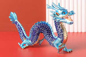 Esmalte de peltre Regalos de negocios de gama alta Zodiaco Diamante completo Metal Dragón Adornos de oficina Regalo DE BODA Estatua de dragón - Product Image 2