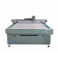 Machine de découpe à couteau oscillant CNC au laser pour tissu de vêtements en PVC EVA à planche d'argent, cuir, tapis