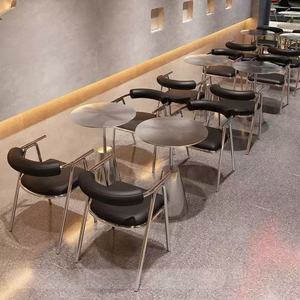 طقم طاولة وكراسي مثبتة على الحائط من الفولاذ المقاوم للصدأ بتصميم صناعي مخصص لمقاهي الحليب والشاي والحانات والمطاعم - Product Image 1