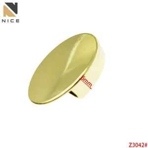 Vente en gros de sangle de ceinture à extrémité ronde en alliage Boucle de queue en métal Bouchon de bord Sac en cuir à <span class=keywords><strong>fermeture</strong></span> éclair Queue pour bagage à main - Product Image 4