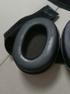 Diadema ABS ajustable Reducción de ruido para niños Cubierta de oreja Ajuste seguro Protección auditiva con diseño plegable SNR 30dB - Product Image 3