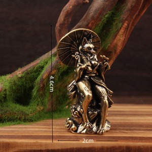 Figura Decorativa de Zorro con Paraguas, de Latón, Tradicional, para Decoración de Escritorio, Hogar u Oficina, Pieza Individual - Product Image 4