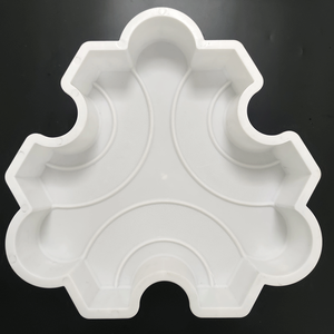 Máquina de Moldeo de Plástico para Bloques de Ladrillo Entrelazados Grandes para la Producción de Adoquines de Hormigón y Piedra - Product Image 3