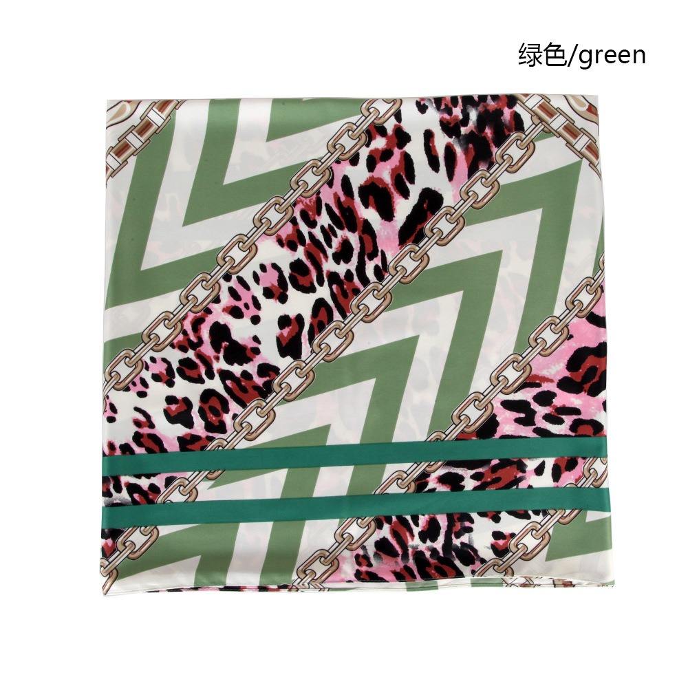 สีเขียว