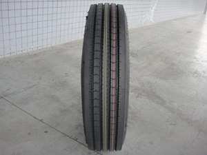 ยางรถบรรทุกหนักยี่ห้อ Private Label ขนาด 155/70R13 แบบไบแอส ยางตันใหม่ รุ่น OE 768504 ขนาด 7.50-16 US สำหรับเปลี่ยน/ซ่อม - Product Image 6