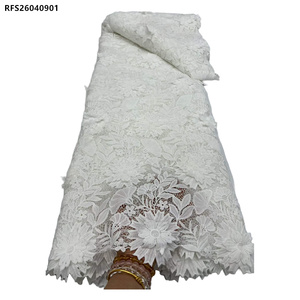 Tissu en dentelle <span class=keywords><strong>soluble</strong></span> dans l'eau brodé de fleurs, couleur unie, style nigérian, tissu en dentelle guipure africaine blanche - Product Image 2