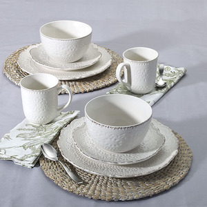 Service de vaisselle en grès crème pour quatre, 16 pièces - Product Image 3