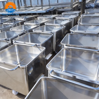 Chariot de transfert de viande en acier inoxydable SS304 résistant à la corrosion, capacité 200L, avec roues en nylon résistantes à l'usure pour la manutention des têtes et des sabots, destiné aux abattoirs et l'industrie alimentaire.