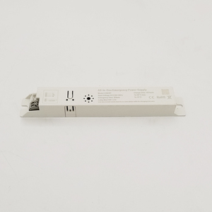 <span class=keywords><strong>2025</strong></span> nóng bán pin sạc <span class=keywords><strong>LED</strong></span> khẩn cấp Đèn lái xe - Product Image 3