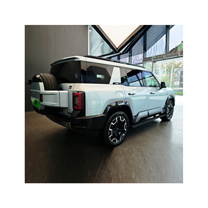2025 modèle nouveau SUV BYD Leopard 8 <span class=keywords><strong>voiture</strong></span> <span class=keywords><strong>hybride</strong></span> Fang Cheng Bao Leopard 8 moyen et grand SUV longue portée 1200km 6 sièges 7 sièges - Product Image 4