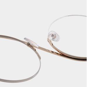 2025 retro thời trang chống ánh sáng màu xanh photochromic Kính mắt nhà máy bán hàng trực tiếp vàng hồng Kính đọc sách - Product Image 4